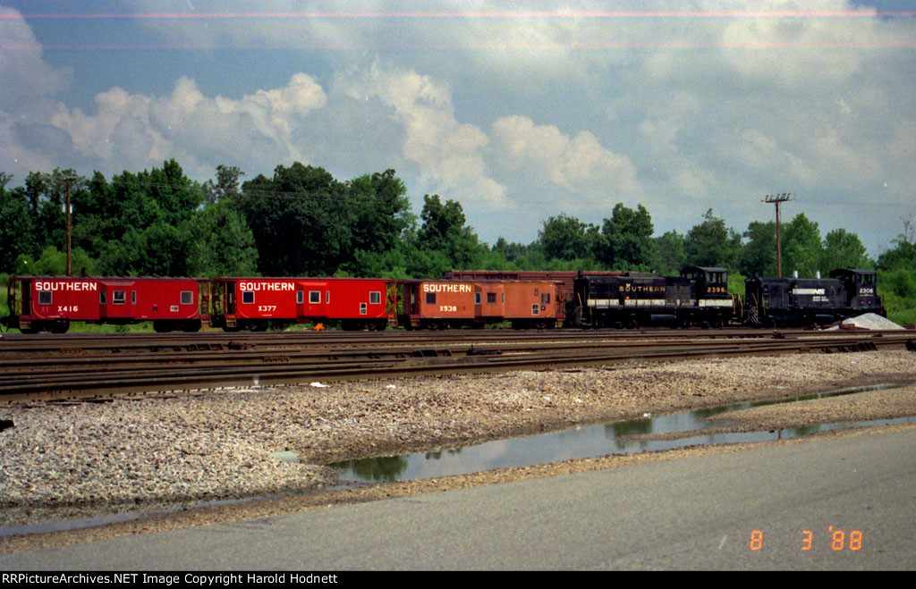 NS 2306 & SOU 2396 switch some cabeese